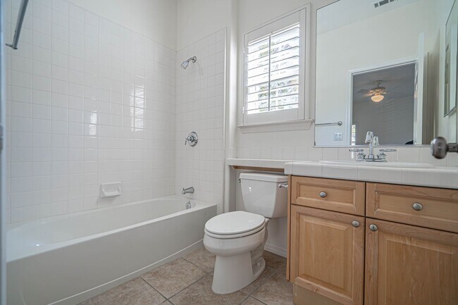 Building Photo - 23932 Windward Ln