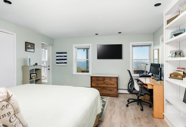 Building Photo - 4 Spinnaker Hill Ln