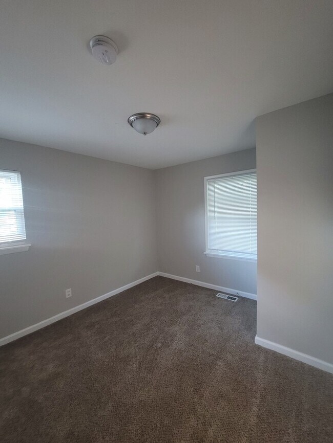 Building Photo - 29 Jamaica Dr Saint Peters, MO 63376