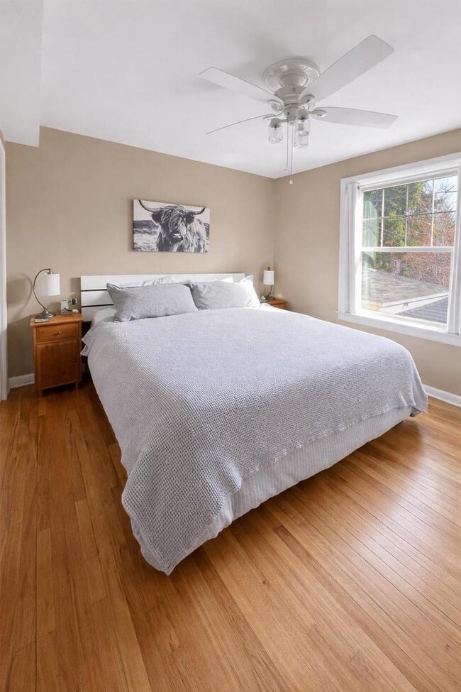 Building Photo - 7316 N Honore St