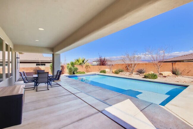 Building Photo - 3364 W 2490 S