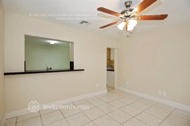 Building Photo - 781 SW 64th Terrace