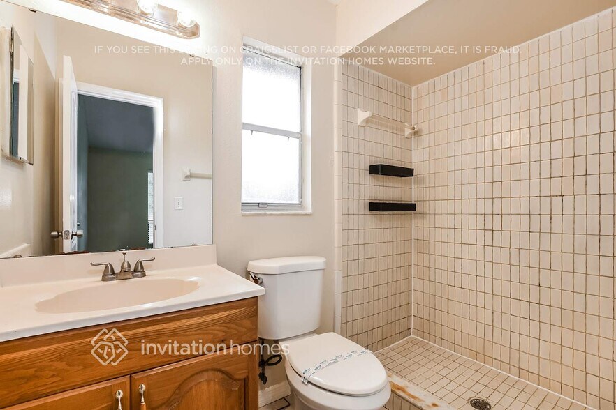 Building Photo - 400 Ranch Trail