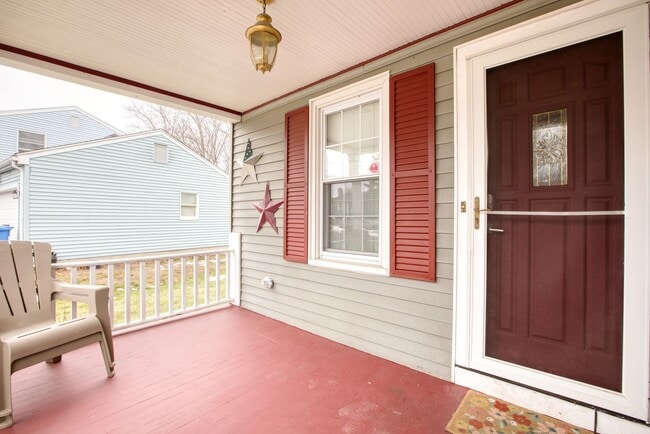 Building Photo - Inviting 3-bedroom, 1.5 bath home nestled in a peaceful and family friendly neighborhood