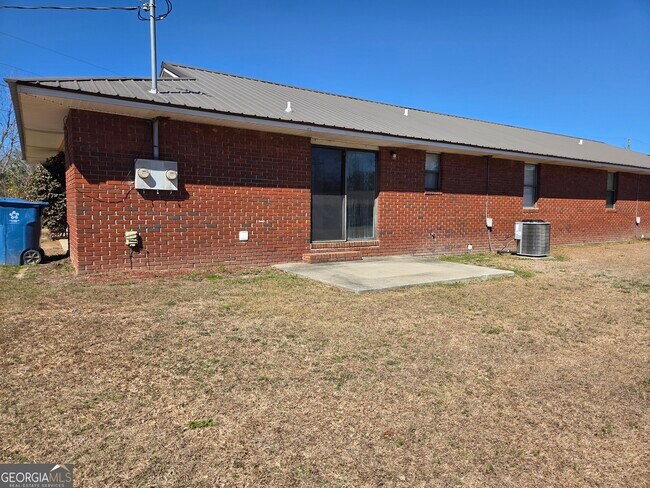 Building Photo - 322 Randolph Dr