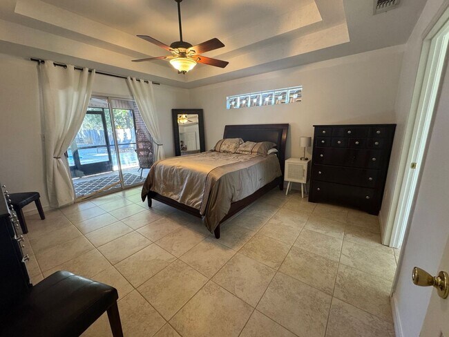 Building Photo - Gulf Breeze - Melissa Oaks - 4 Bedroom, 2 Bathroom w/ pool