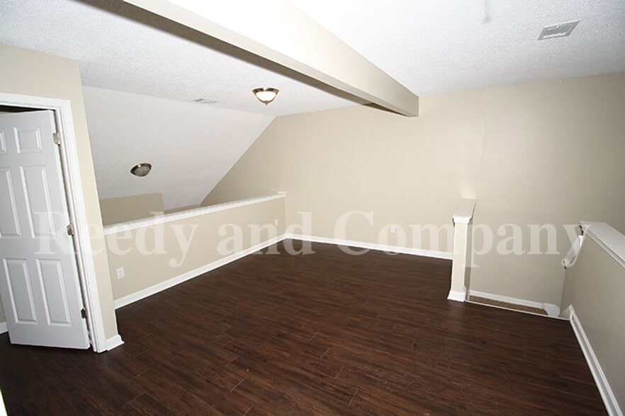 Building Photo - 6305 Kirby Downs Dr