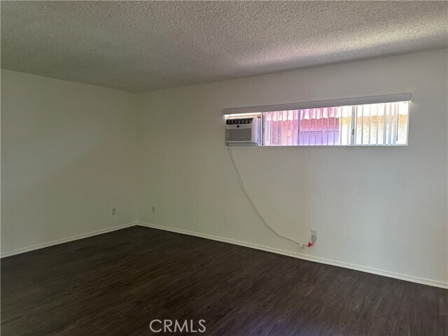 Building Photo - 939 S Cabrillo Ave