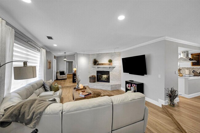 Building Photo - 8606 Arrowhead Dr