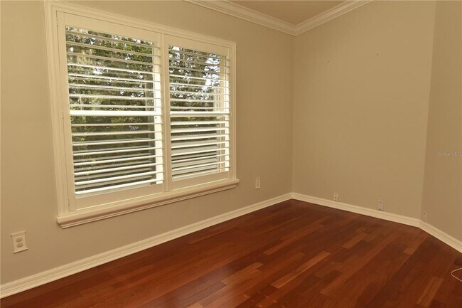 Building Photo - 816 Sandringham Ln