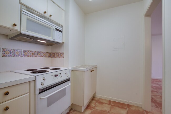 Building Photo - 3600 Montrose Blvd