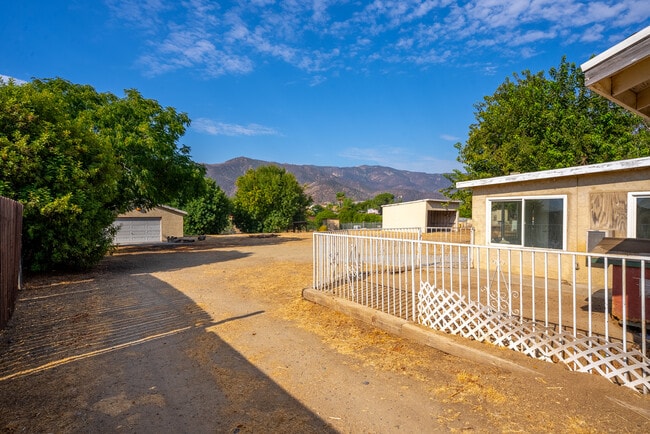 Building Photo - 20724 Palomar St
