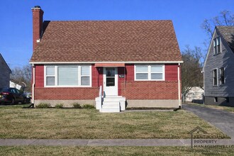Building Photo - Charming 3BR/2BA Brick Cape Cod
