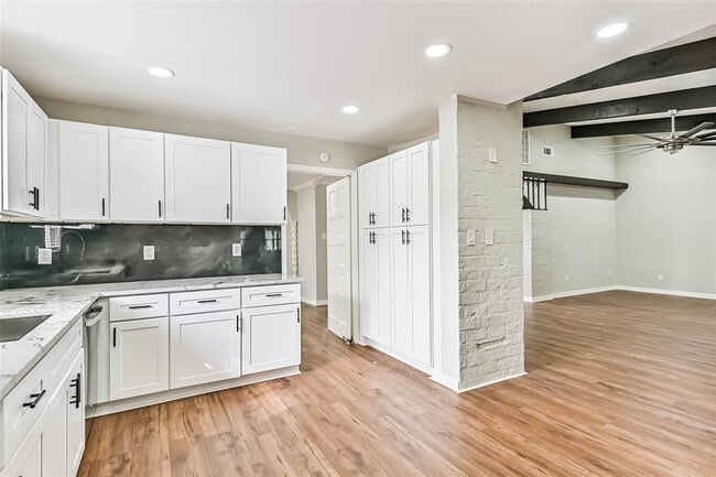 Building Photo - 18330 Cape Bahamas Ln