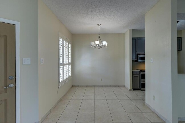 Building Photo - 7126 Windbrook Ln
