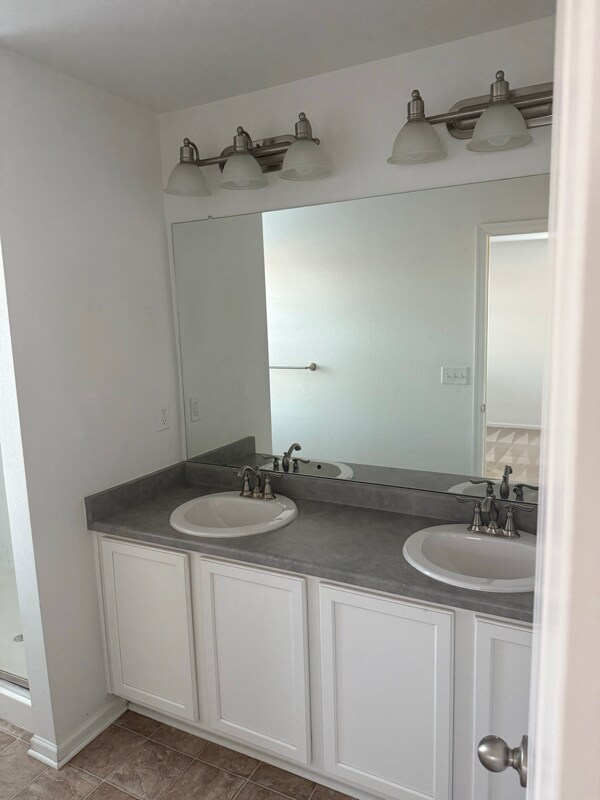 Building Photo - 1579 Sorenson Dr