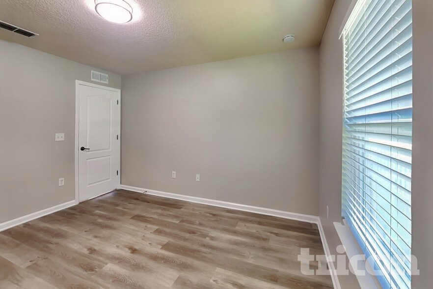 Building Photo - 45512 Ingleham Cir