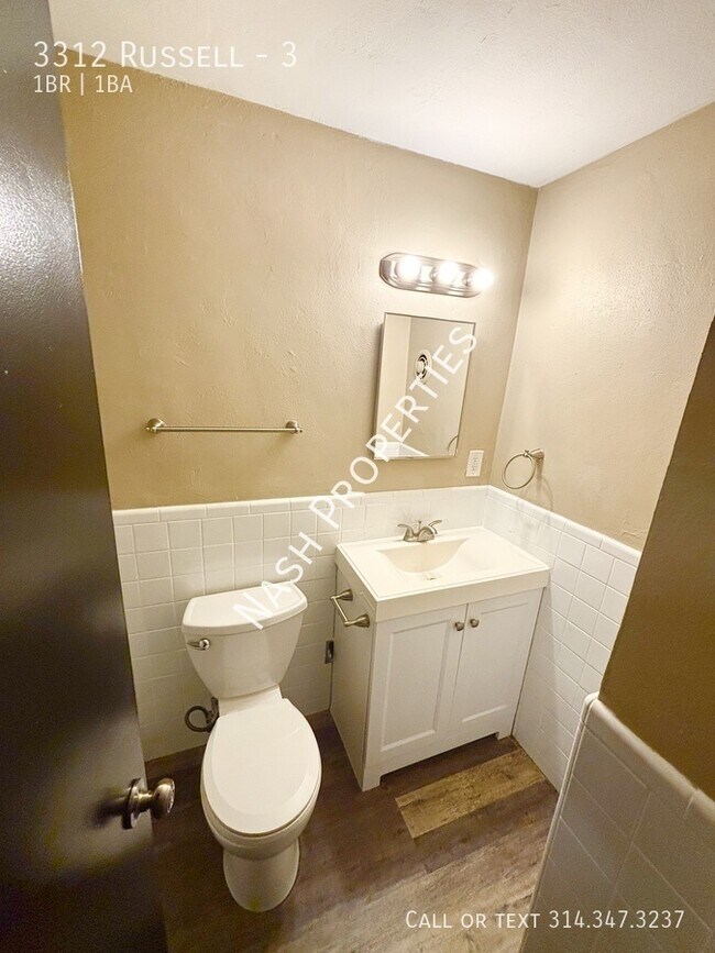 Building Photo - 3312 Russell-3