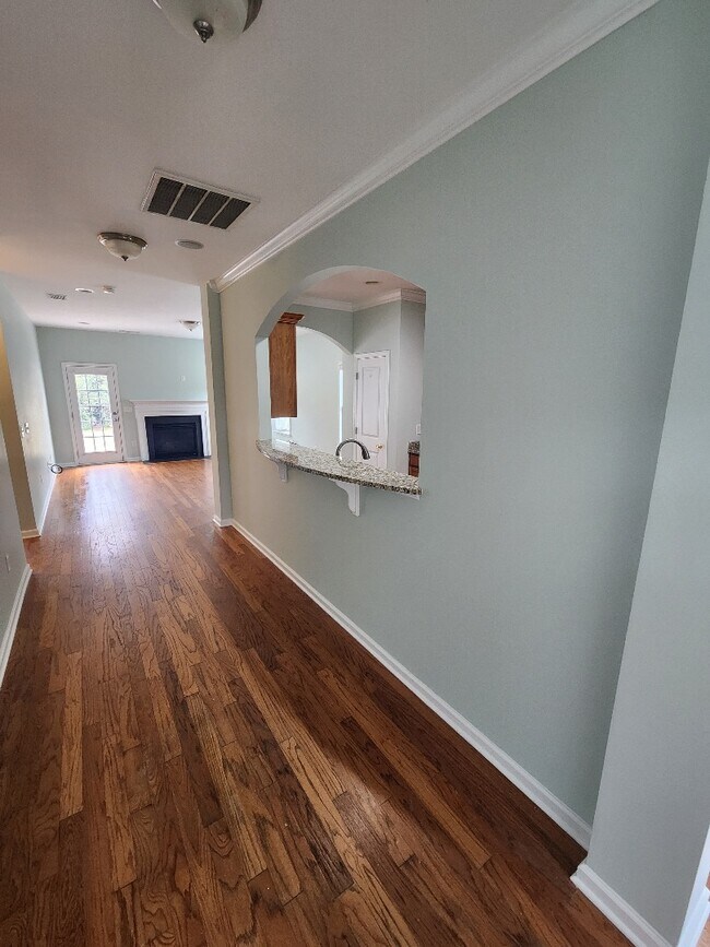 Building Photo - 3639 White Wing Cir