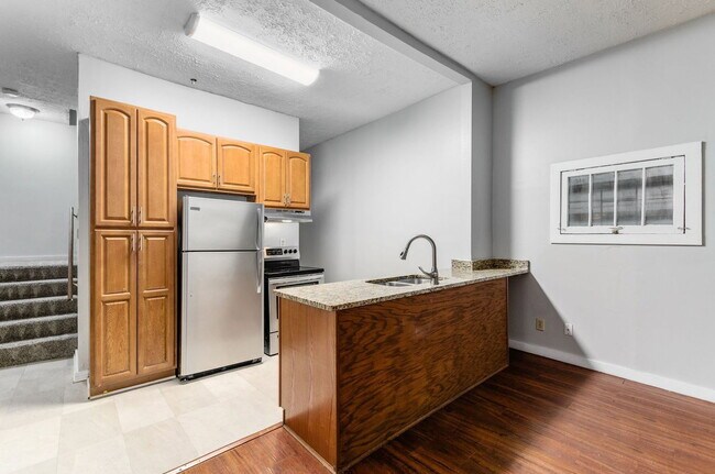Building Photo - 1518 Worthington St