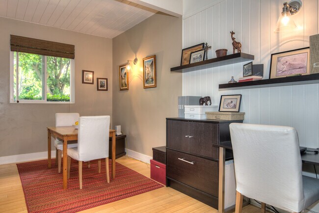 Building Photo - 2325 Kansas Ave