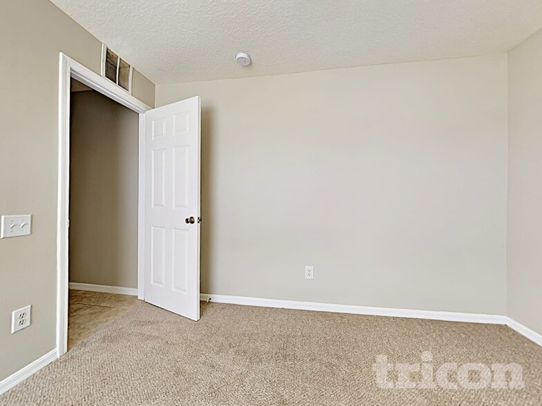 Building Photo - 4412 Windmill Pointe Dr