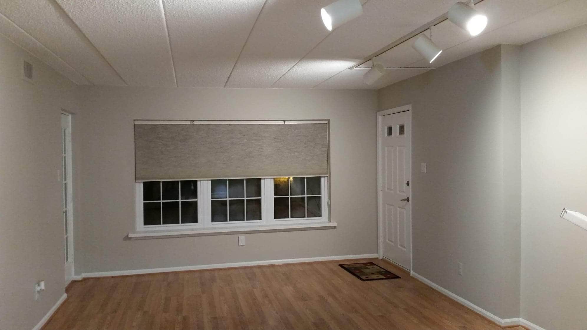 Family Room Picture 1 - 313 Glen Ln