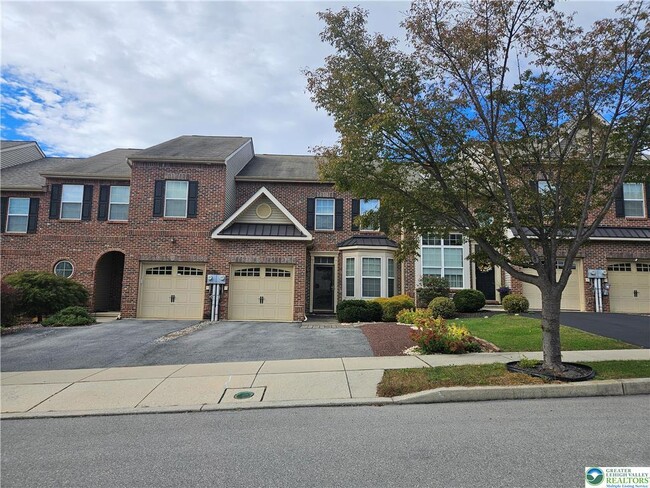 Building Photo - 311 Blue Sage Dr