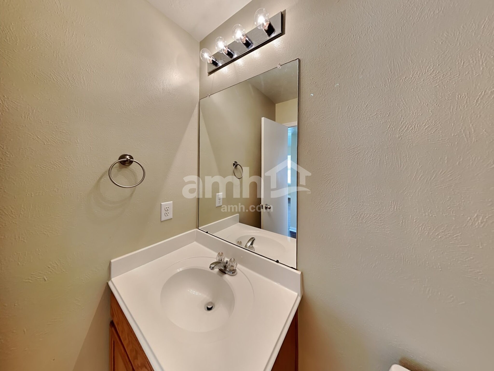 Building Photo - 19022 Walbrook Meadows Ln