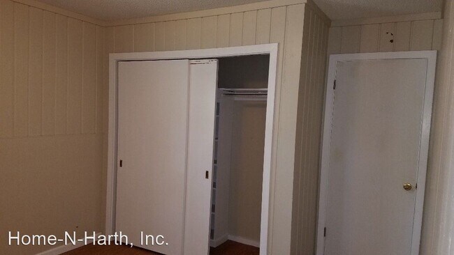 Building Photo - 6 br, 3 bath House - 5222 E Orme