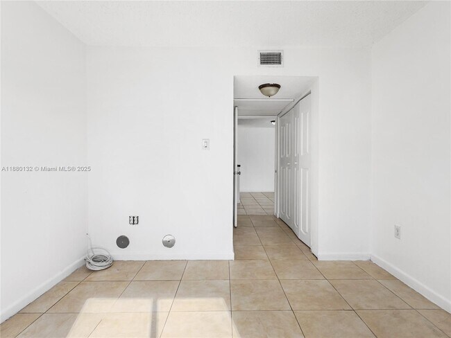 Building Photo - 15221 SW 80th St