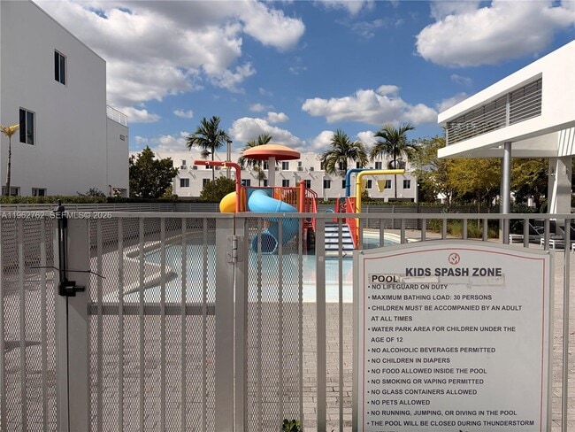 Building Photo - 10416 NW 66th St