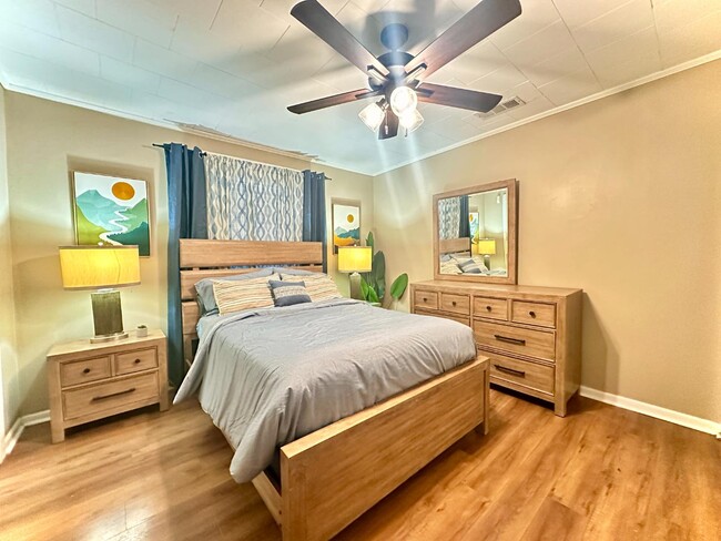 Primary Photo - 3760 Addis Ln