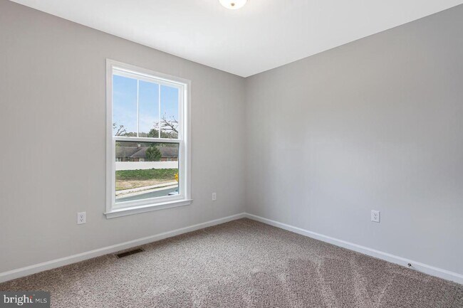 Building Photo - 1015 Harbour Dr