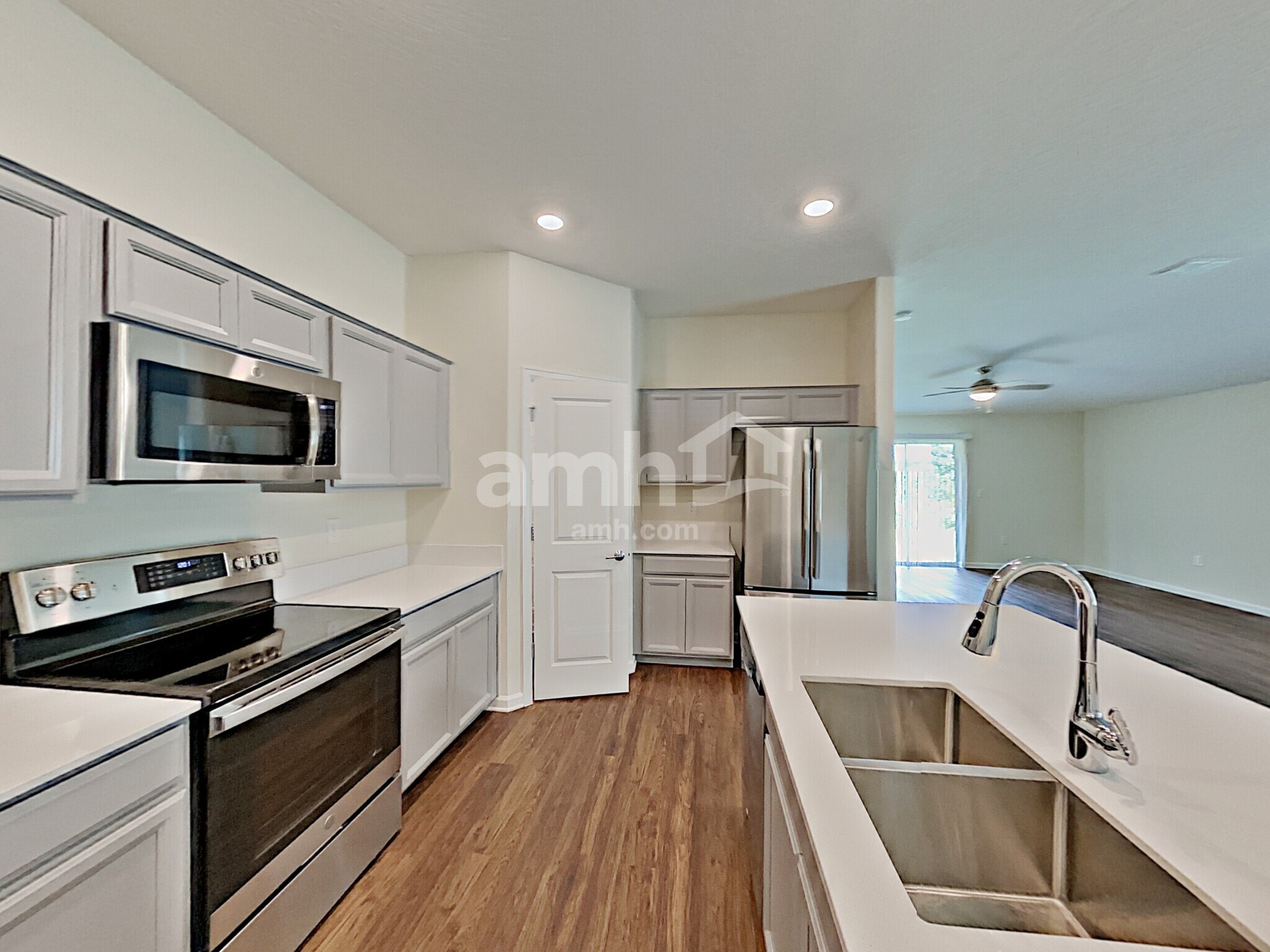 Building Photo - 4341 Seven Canyons Dr