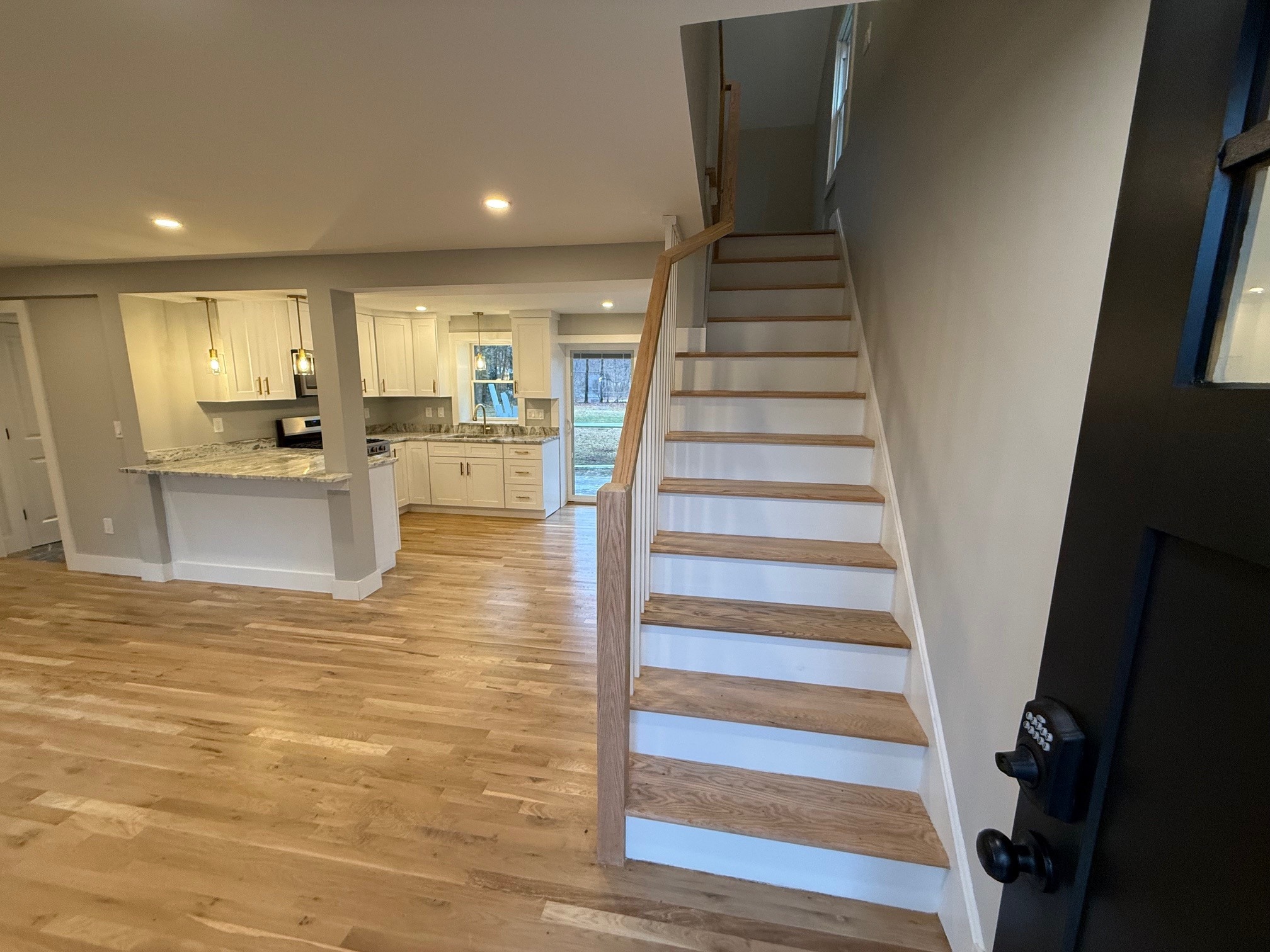 Building Photo - 46 High St