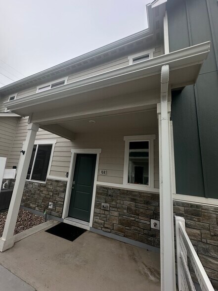 Building Photo - 1353 Reynolds St