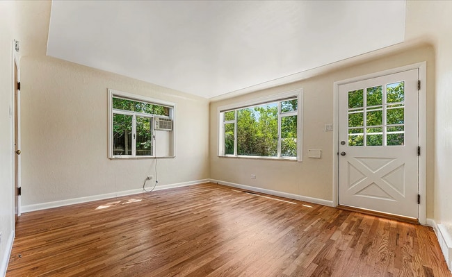 Building Photo - 3Bed/1Bath Home in Littleton