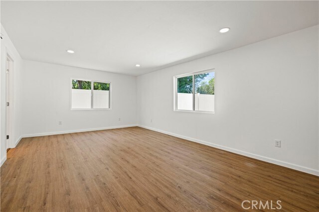 Building Photo - 11549 Kagel Canyon St