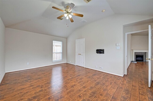 Building Photo - 3630 Winstrome Ct