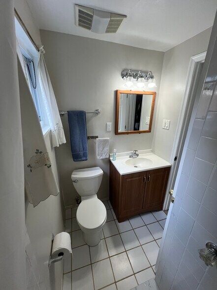 Building Photo - 3308 Kayson St