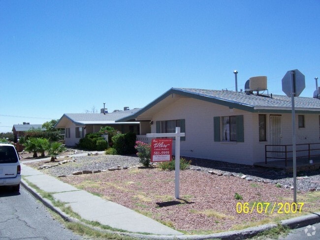 Building Photo - 2800 Harrison St