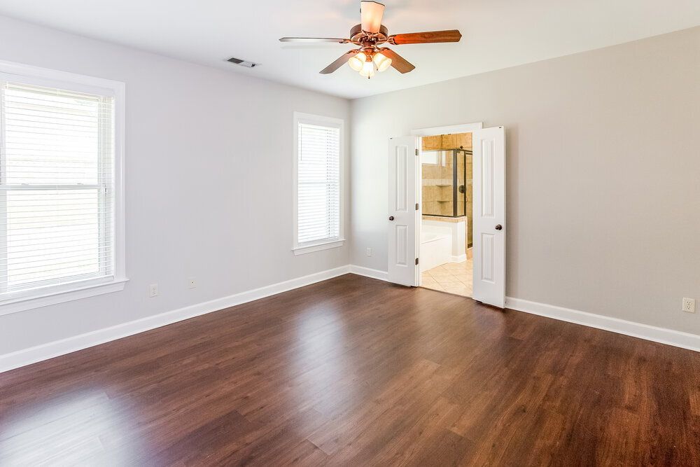 Building Photo - 7397 Brentridge Dr