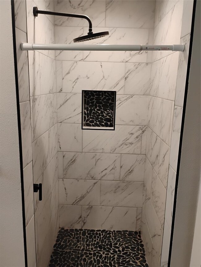 Building Photo - 103 Laurel Ridge