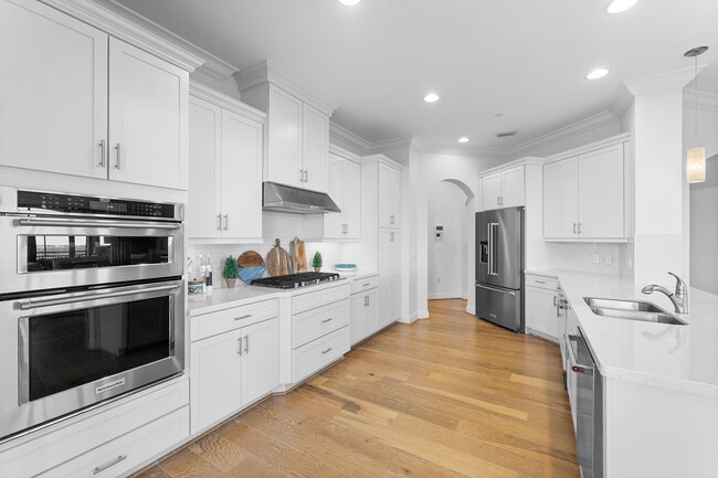 Building Photo - 4761 Via Del Corso Ln