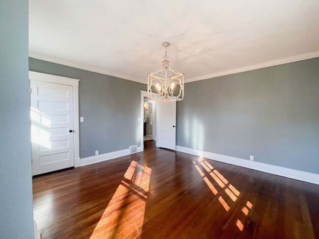 Building Photo - 1124 N 26th St