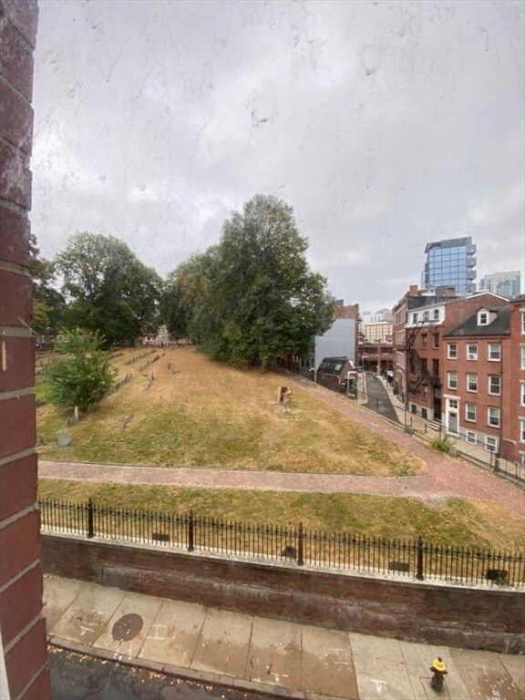 Building Photo - 103 Charter St