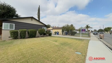Building Photo - Charming 3 bedroom Home Off Ming and Hughe...
