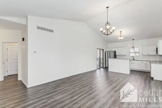 Building Photo - Stunning Townhome in East Wichita-This is a Must See!