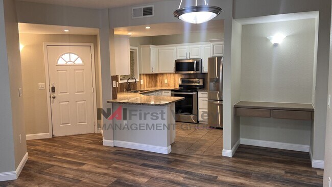 Building Photo - 2 Bedrooms, 2 Baths **Move In Special — Fi...